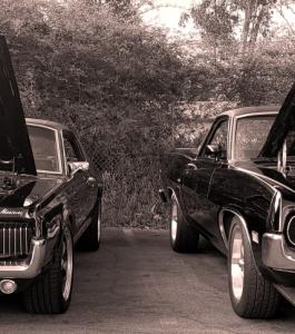 1968 Mercury Cougar & 1970 Ford Ranchero on display