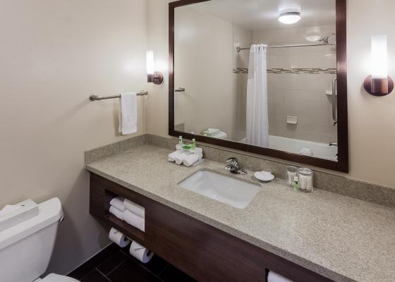 hotel room bathroom